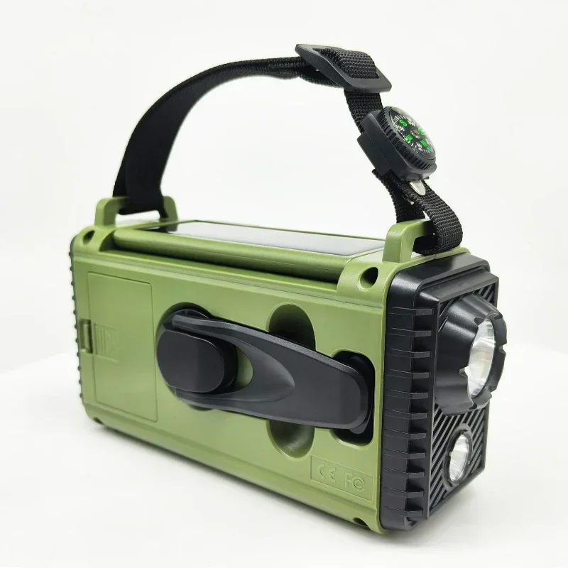 Radio solaire AM/FM, portable, avec batterie rechargeable 4000 mAh, lampe de poche LED verte