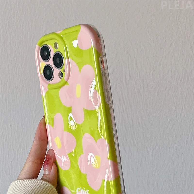 Pastel Floral Uneven Checkered Pattern iPhone 15 14 Rugged Case