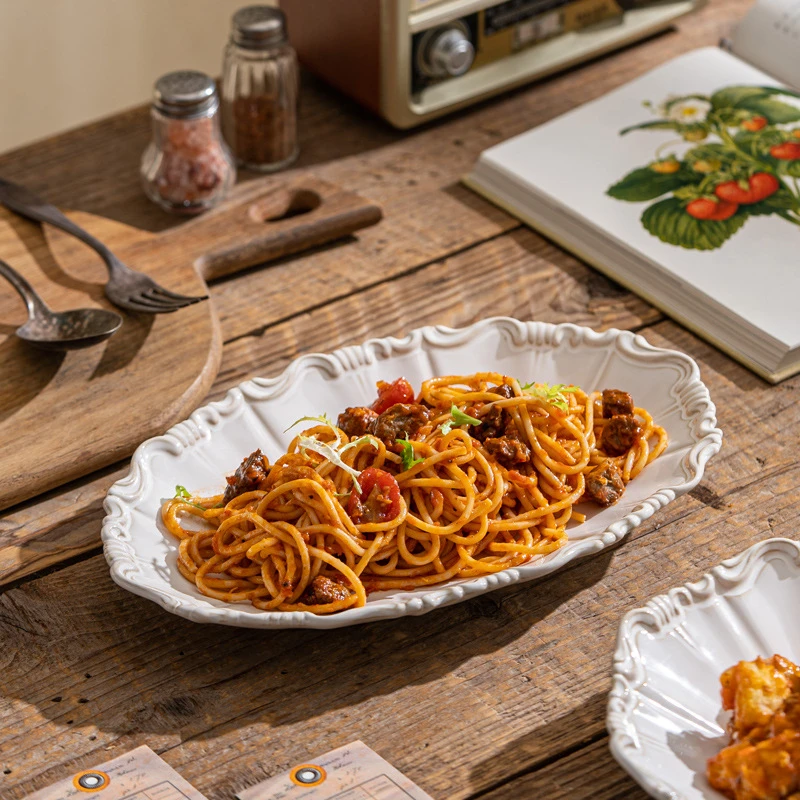Elegant Classical Plate French Retro Ceramic Dishes Home Plate Rice Bowl Party Tableware Set White Lace Embossed Dinner