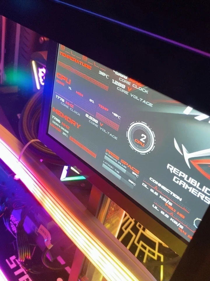 7 ġ  Ʈ ޴  Ʈġ , LCD  ° ȭ, USB Aida64  ÷ CPU GPU HDMI