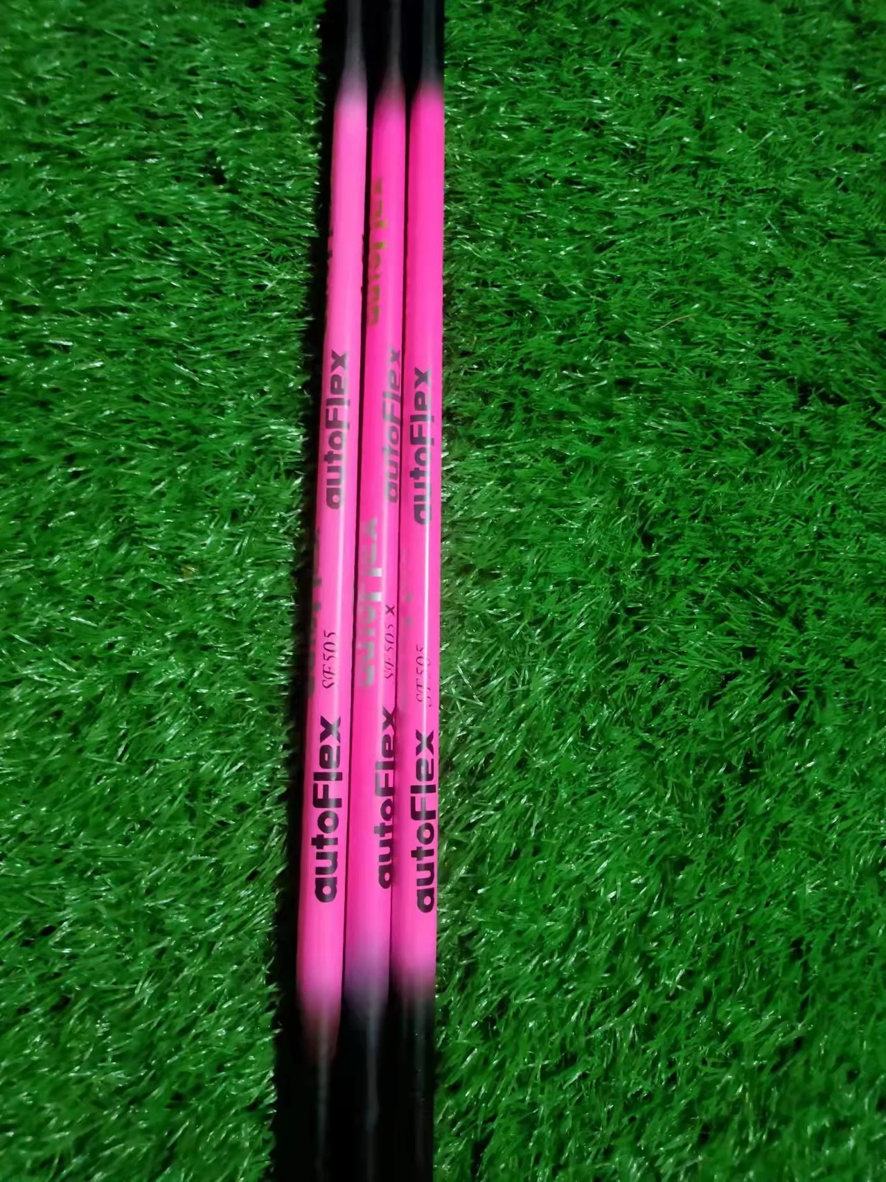 Golf Driver Shaft And Fairway Wood Autoflex Sf505 Or Sf505x Or Sf505xx Pink Or White Tip Of The
