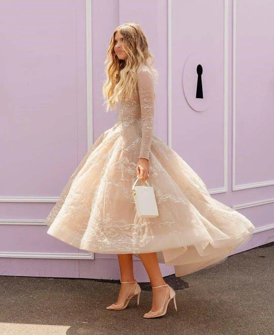 New Fashion Full Sleeve Brilliant Evening Party Long Dress Lace up Appliques Dress Vestido De Noite Customized
