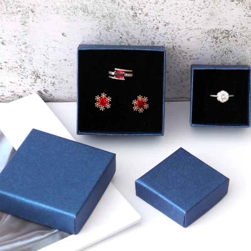 【bluebox@ジュエリー整理中✧︎*。】空箱セット Amazon.com: Hipiwe Antique Metal Jewelry Box Ring Earring