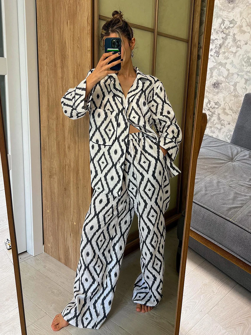 Marthaqiqi Fashion Women Pajamas 2 Piece Suit Long Sleeve Sleepwear Turn-Down Collar Nightwear Pants Loose Ladies Nightgowns Set