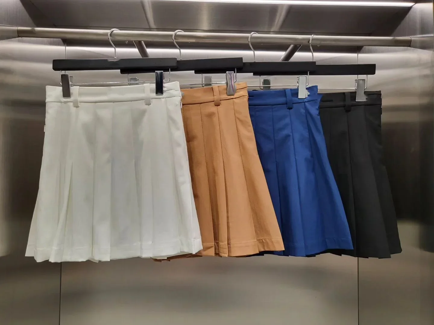 

Golf skirt, women's high waisted short skirt, tennis spring flesh blocking and slimming pleated skirt,