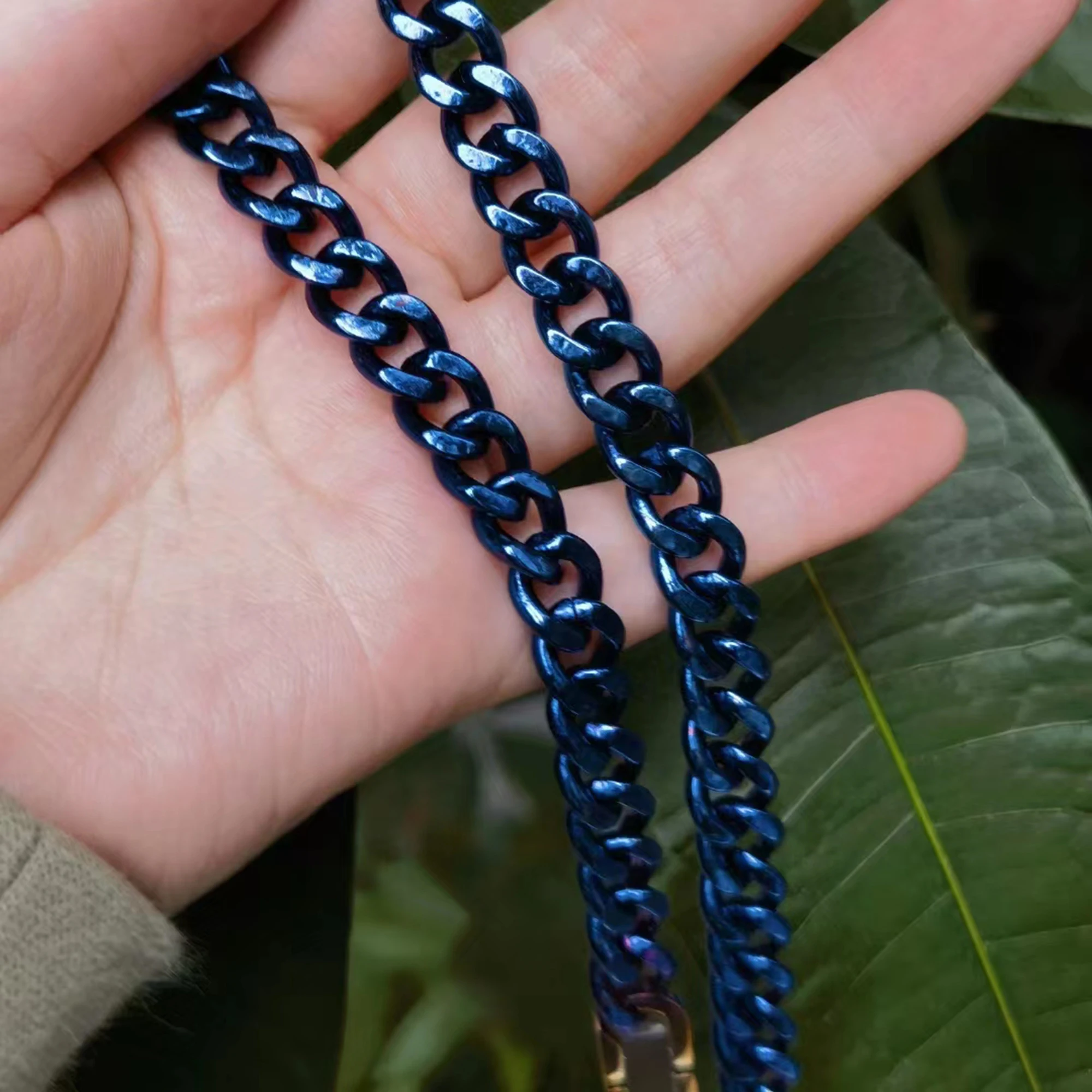 цепь мужская титан Extramly Good Looking Ice Flower Blue