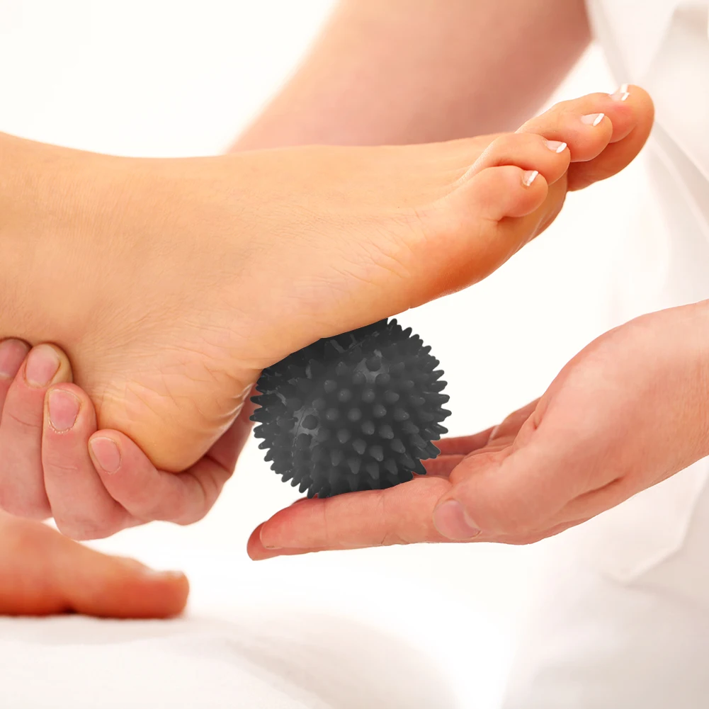 Magnetic Acupressure Treatment Hand Foot Palm Stimulation Needle Massage Ball