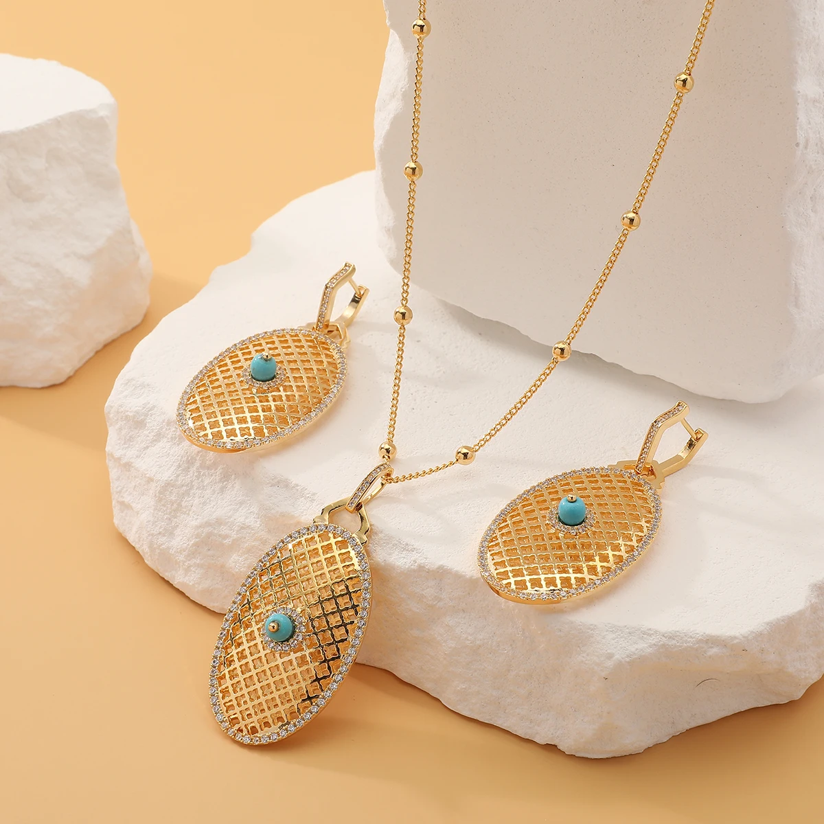 Women's Fashion Pendant Necklace & Drop Earring Set Zircon Geometic