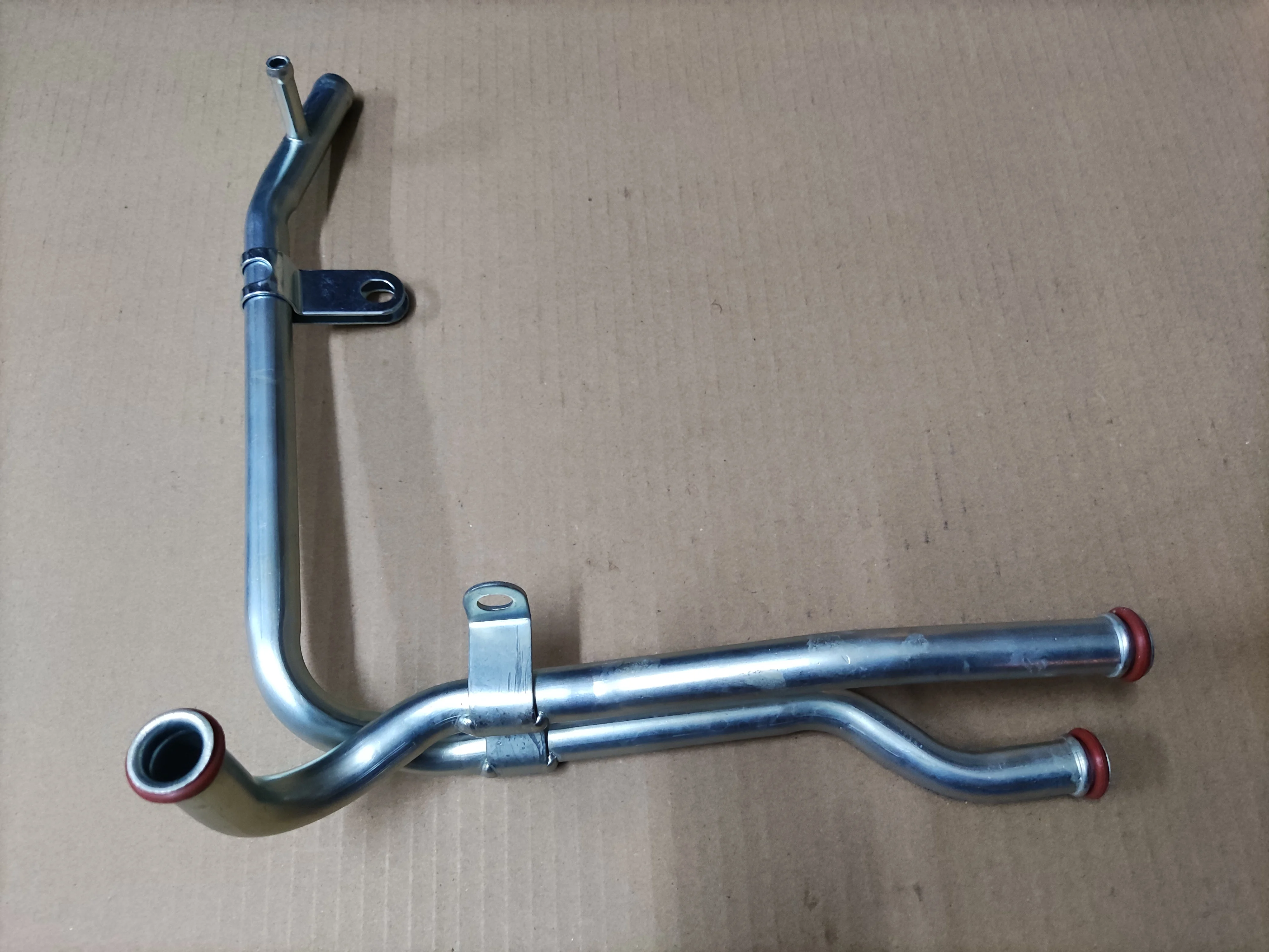 4G64 engine double iron pipe MD314538 MD314540