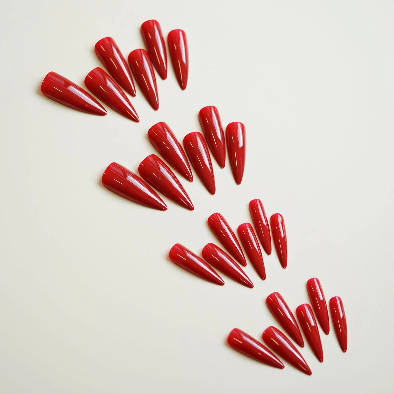24 Stück solide rote lange Mandel-Nagelpresse, einfache reine Farbe, künstliche Nägel, vollständige Abdeckung, tragbar, kurzer Sarg, gefälschte Nagelspitzen – Detail 5