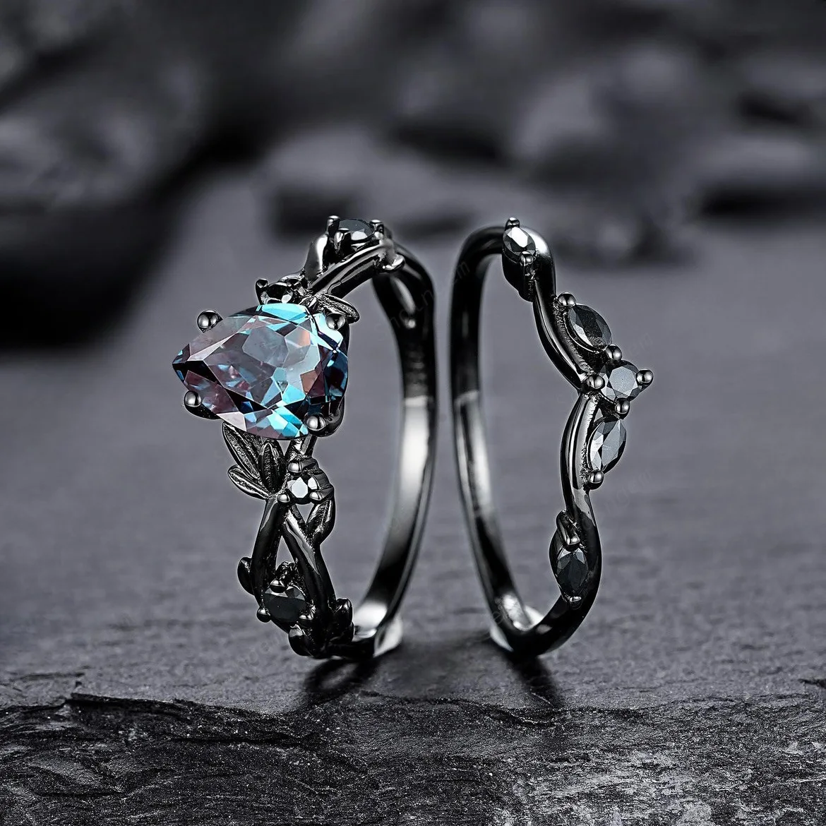 LATS 2pcs Luxury Colorful Quartz Crystal Ring Women's Fashion Gun Black Cubic Zircon Finger Rings Classic Jewelry 2