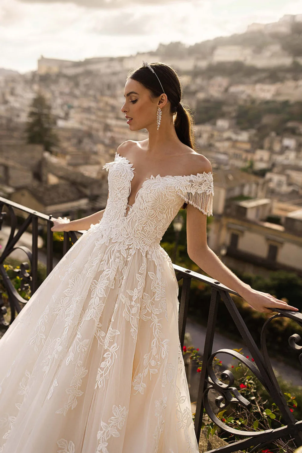 open lace back dress David's Bridal Off-the-Shoulder Tulle Corset A-Line Wedding Dress, Women's  Size 0, Soft White at Amazon Women's Clothing store