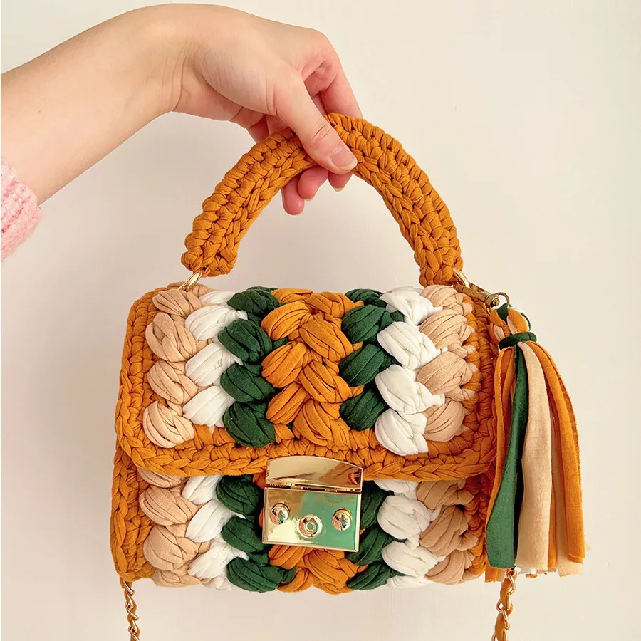 

Fashion Colorful Woven Women Handbags Knitted Tassel Shoulder Crossbody Bag Handmade Small Flap Crochet Female Purses 2024