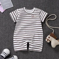 Gestreifter Baby Strampler