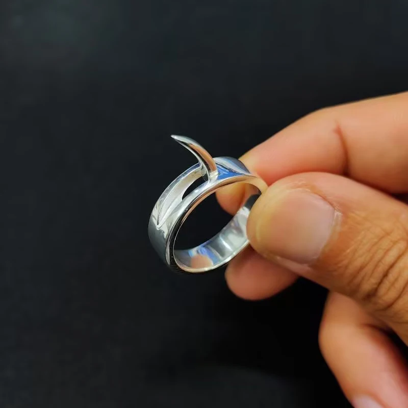 

Anime Attack On Titan Shingeki no Kyojin Annie Leonhart Ring Cosplay Metal Unisex Rings Jewelry Prop Accessories Gift
