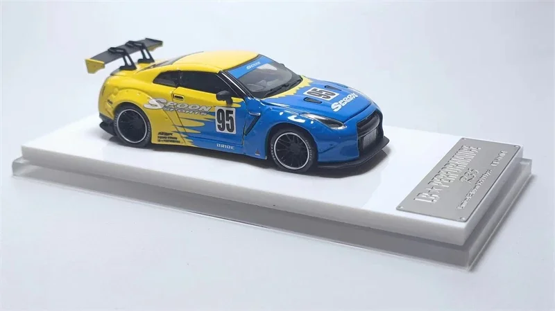 

PreSale Old time model 1:64 LB GTR R35 High wing yellow blue Spoon limited 999 Die-Cast Car Model Collection Miniature