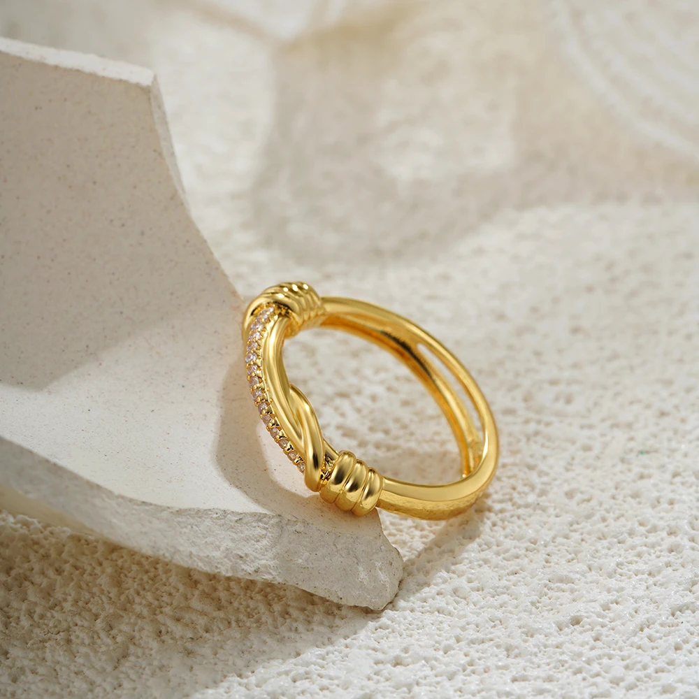 18K Gold Plated Zircon Wedding Ring for Women Twist Bilayer Circle Minimalist Waterproof Elegant Bride Jewelry Accessories New