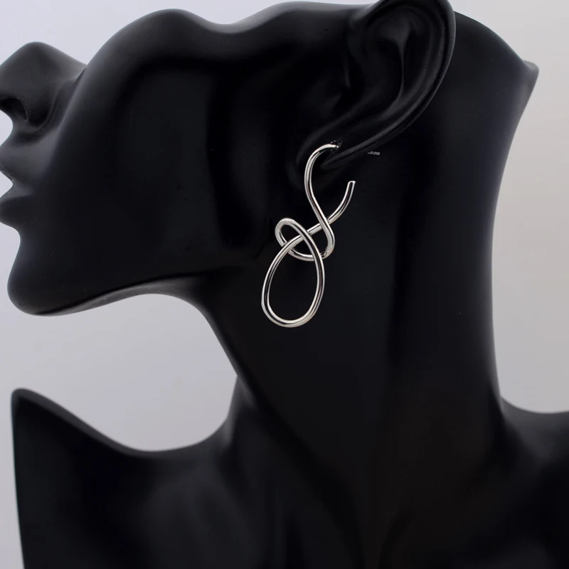 Vintage Metal Knitted Dangle Earrings for Women Personalized Fashion Distorted Irregular Geometry Drop Earrings Punk Jewelry 3