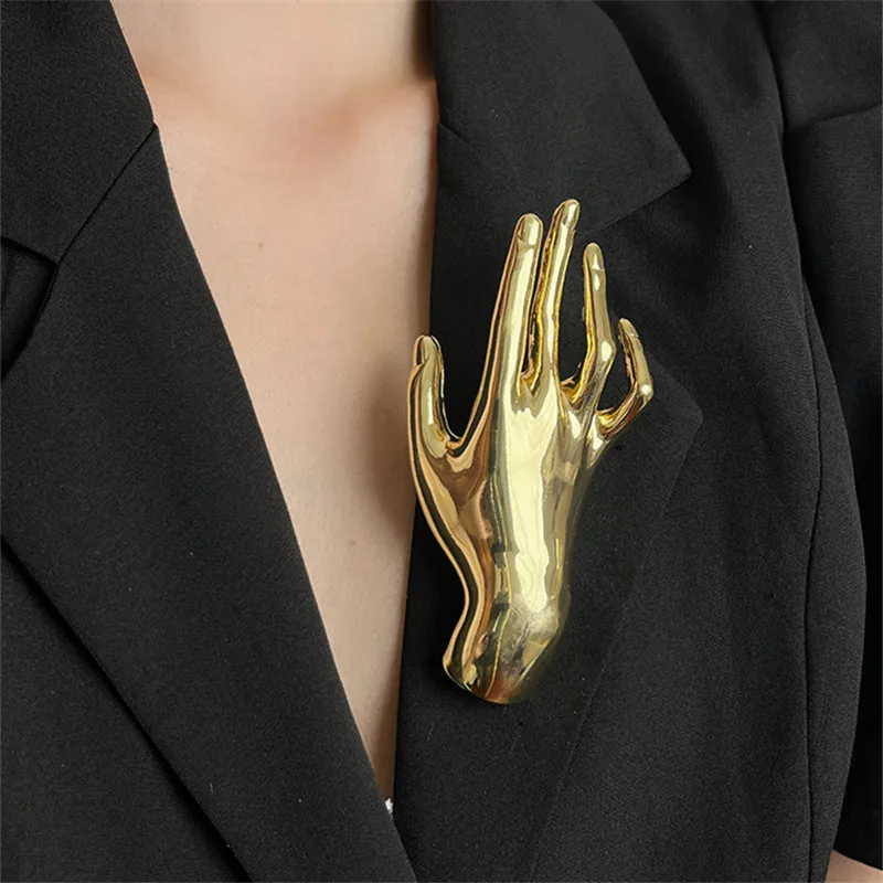 XIALUOKE Vintage Hyperbole Metal Smooth Palm Hand Shape Large Broochs For Women Men Punk Unique Creative Suit Pin Party Jewelry