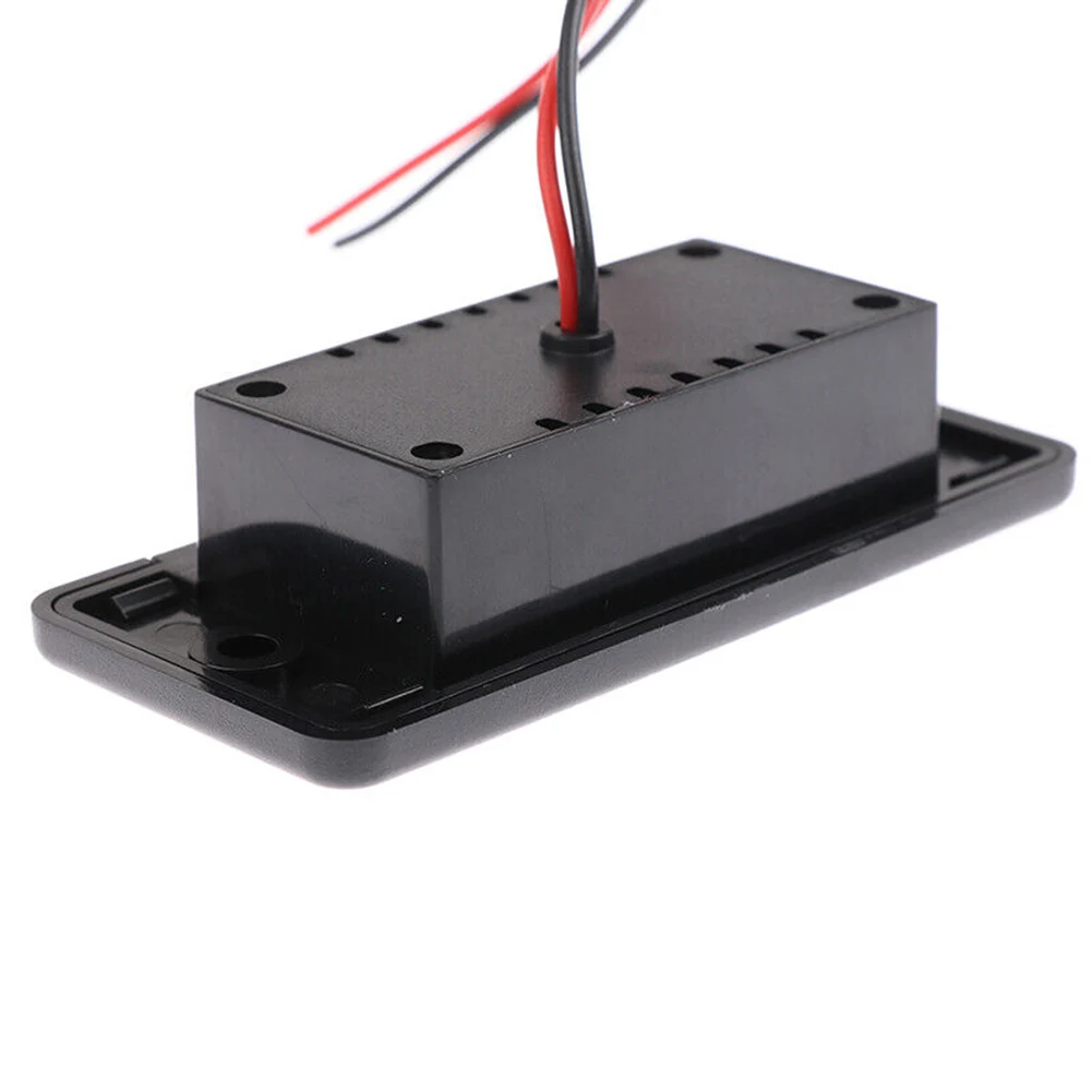 Рисунок 3 - Автомобильное зарядное устройство с двумя USB-портами