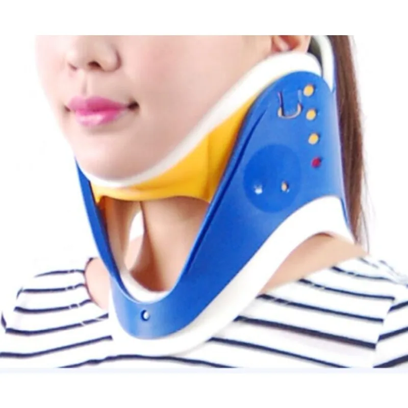 Emergency neck collar for adult