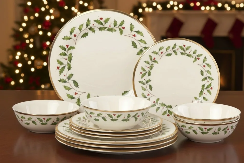 12-Piece Ivory Christmas Dinnerware Set – Porcelain Plates & Bowls 1