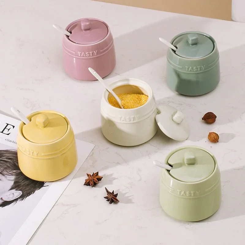 Gradient Ceramic Spice Jar Kitchen salt Seasoning Jar Pepper Seasoning Bottle Lid Spoon Kitchen Countertop Spice Sugar Jars