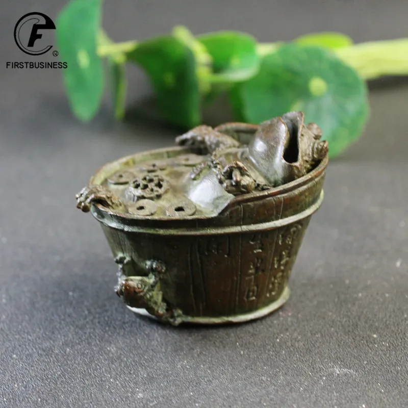 家の装飾,レトロな動物のカエルの置物,アンティーク銅のバスタブの彫像