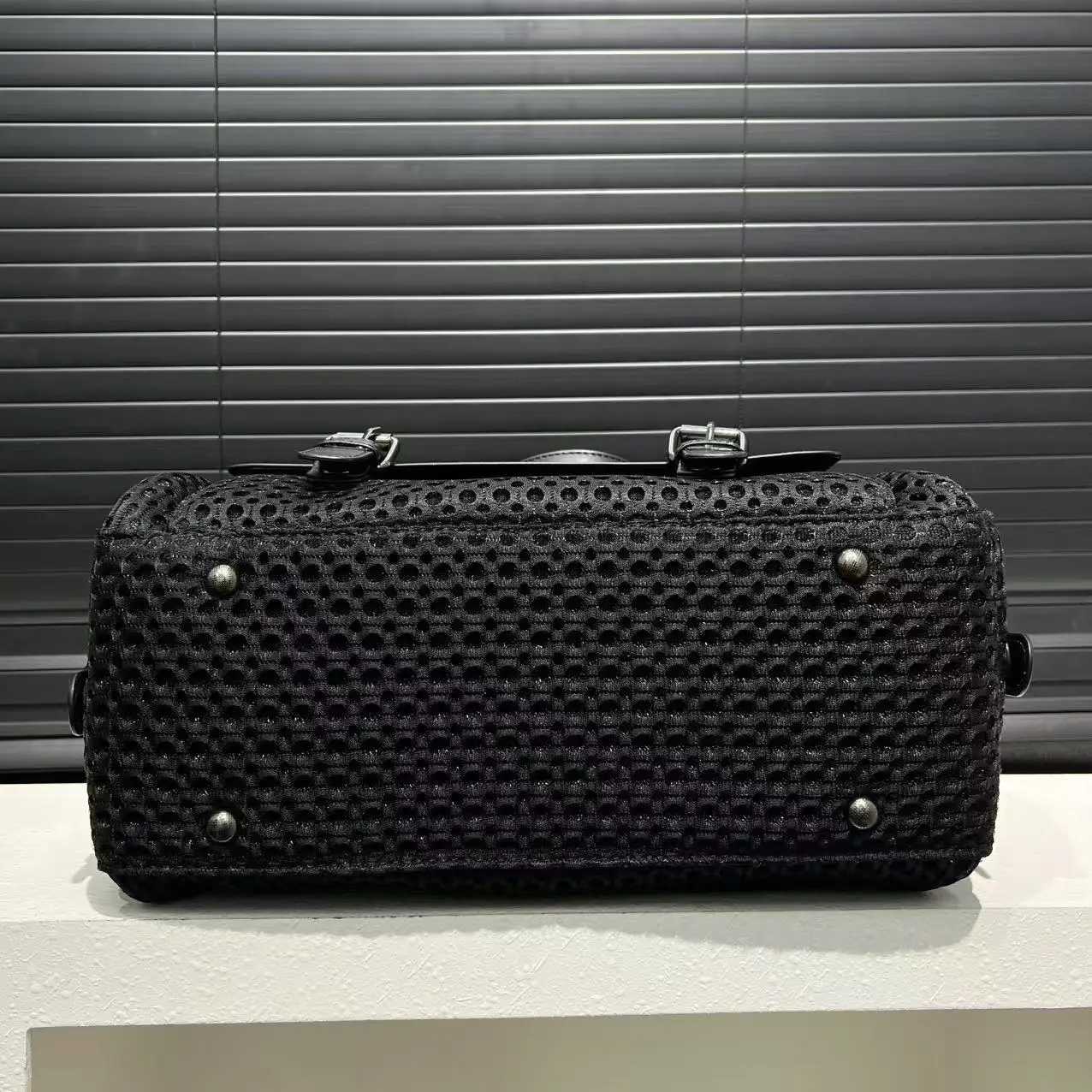 Tägliches Essential für modebewusste Frauen