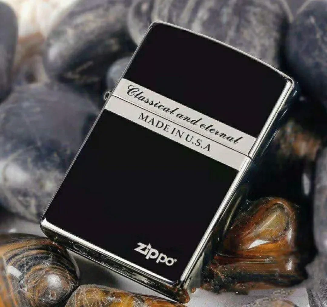 Zippo Lighter Black Chrome Collezione Di Design Classico In Scatola