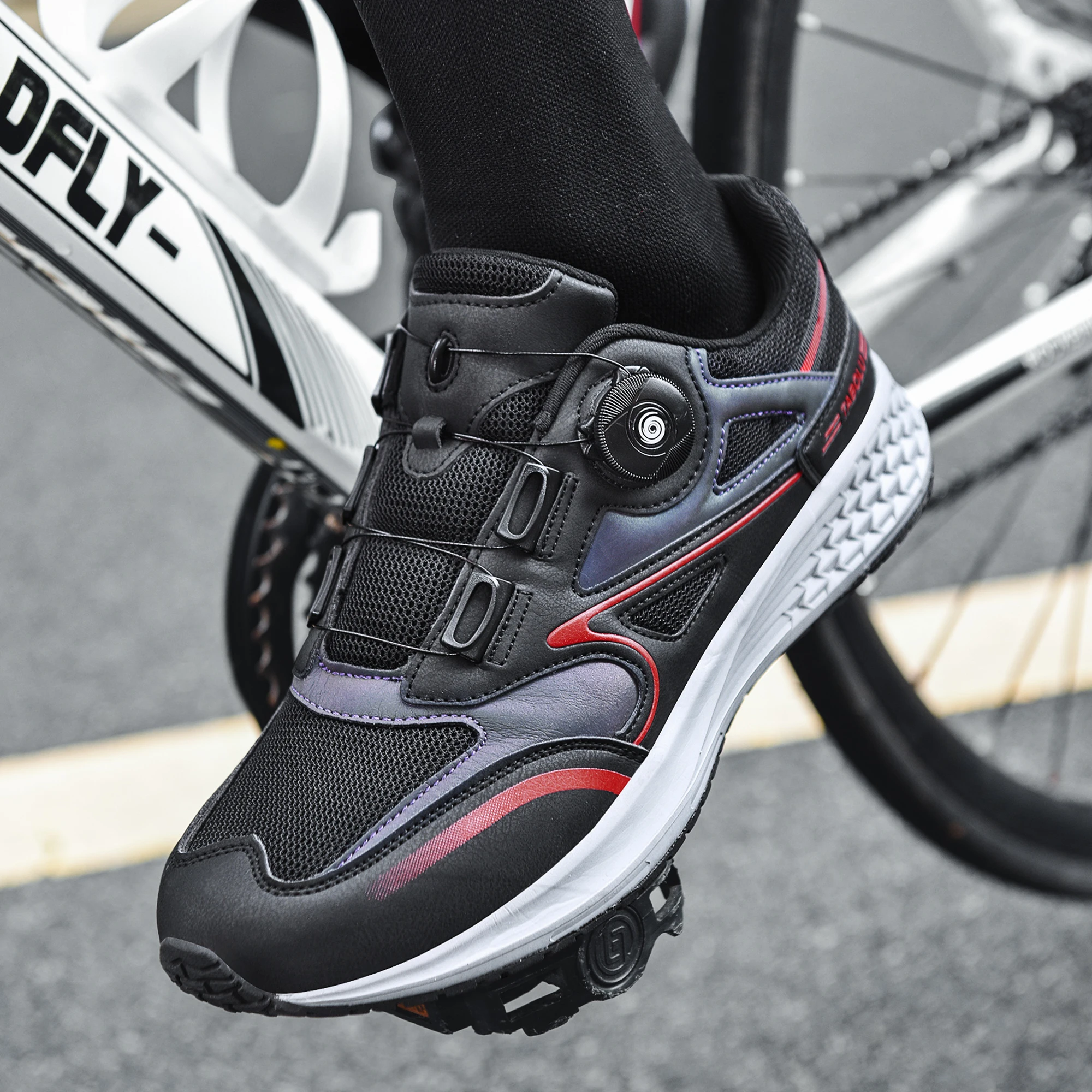 Men's And Women's Cycling Shoes Spinning Buckle Multifunctional Multi Terrain Cycling Shoes Outdoor Leisure Sports