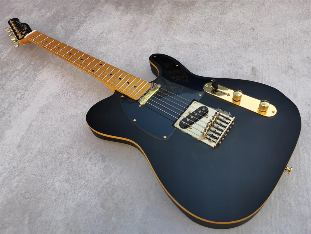 Factorymatteblack6stringelectricguitarmaplefingerboardgold