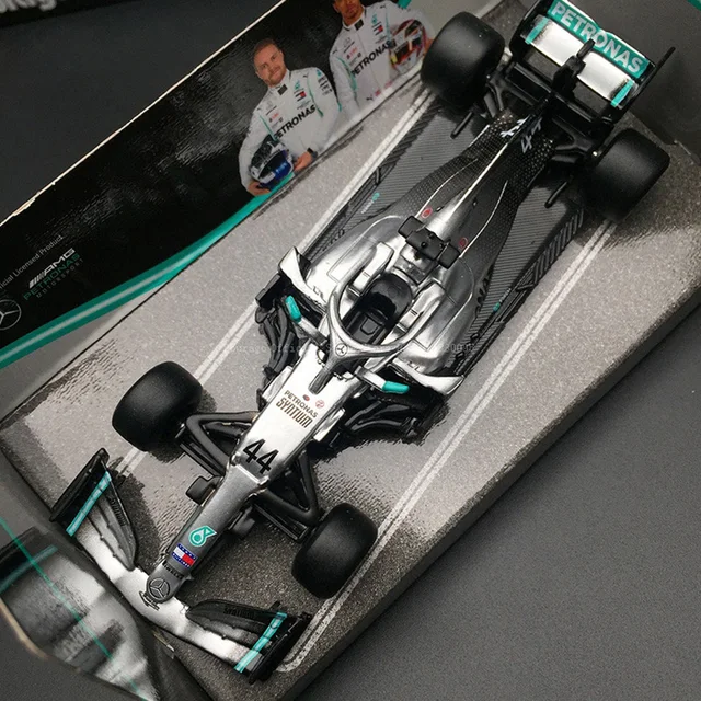 Bburago 1:43 2021 Mercedes F1 W12 E Performance #44 #77 Alloy Luxury Vehicle Diecast Cars Model Toy Collection Gift 5