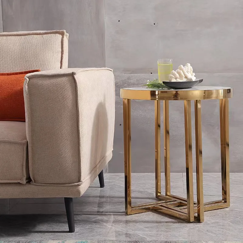 Złoty stół narożny ze stali nierdzewnej nowoczesny minimalistyczny stolik boczny szkło hartowane marmur małe mieszkanie salon okrągły