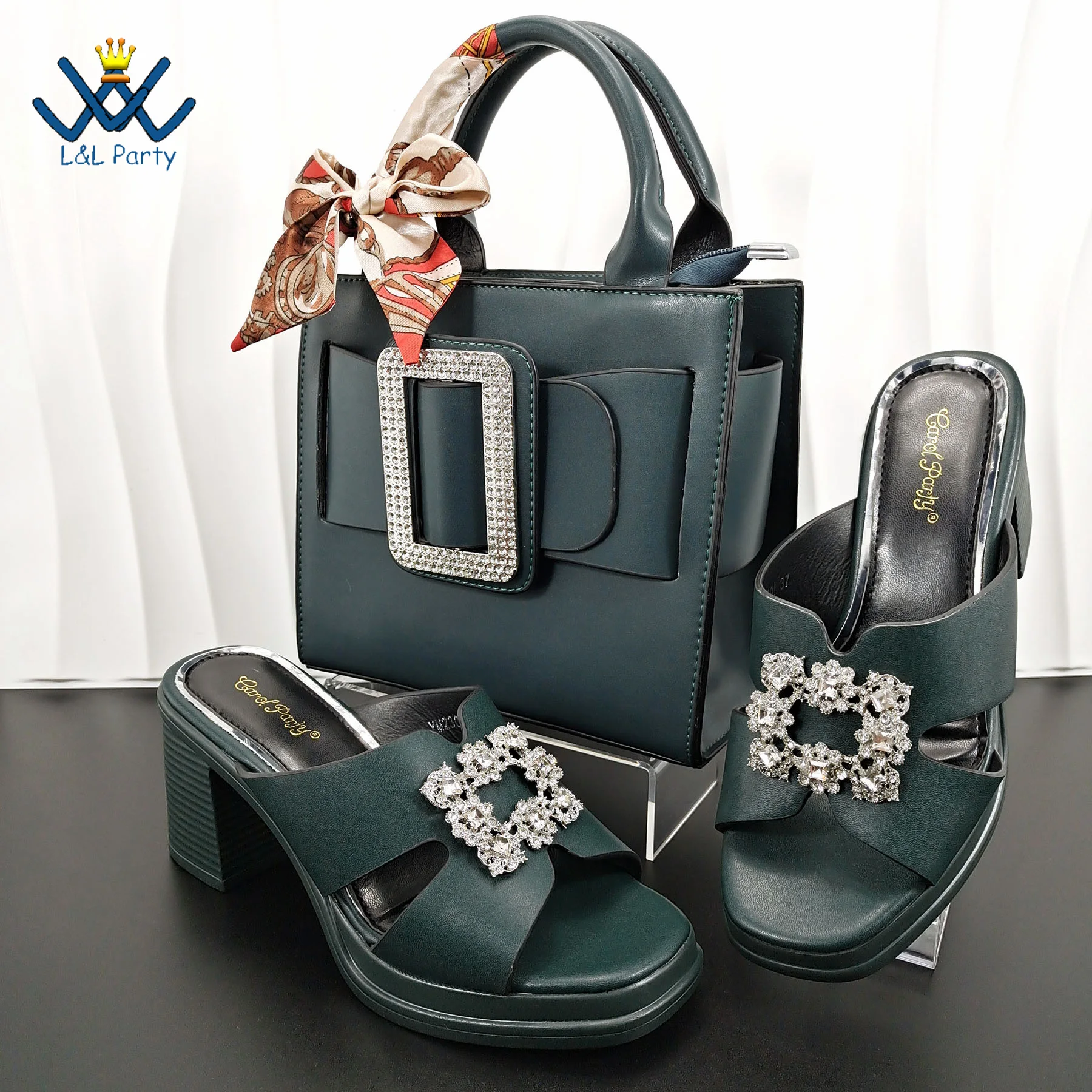 

2024 Classics Style Nigerian Women Shoes Matching Bag Set in Green Color High Quality New Design with Crystal for Wedding