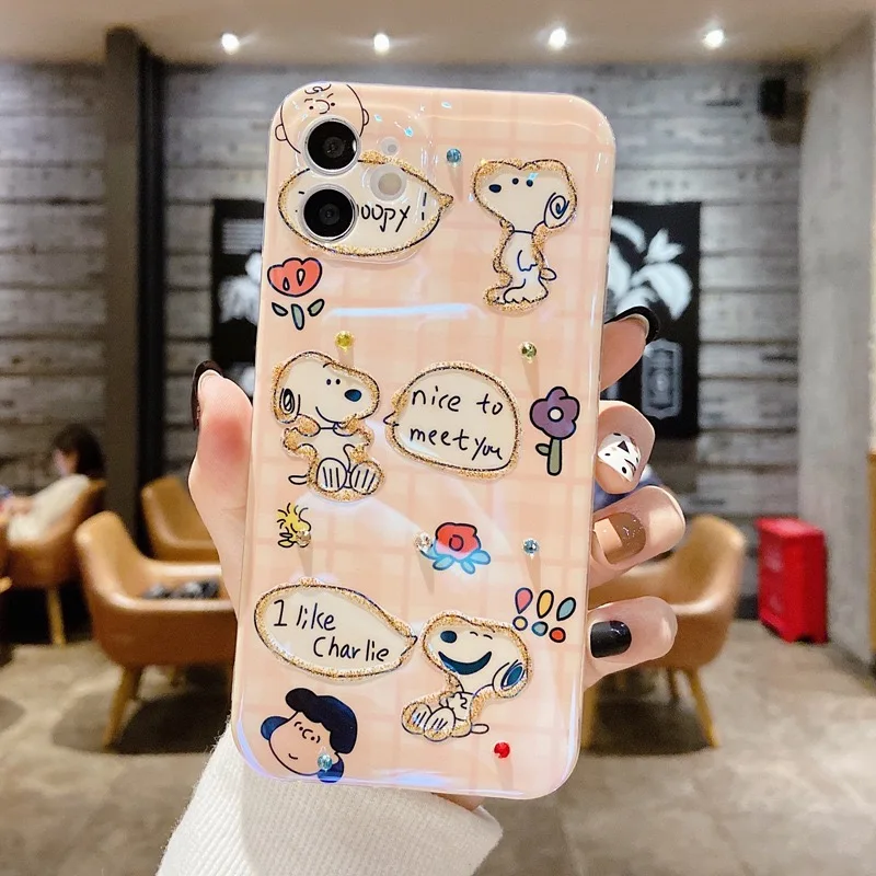 Bonita funda de teléfono con dibujos animados de diamantes brillantes de lujo de Snoopy Charlie Brown para iPhone 13 12 14 15Pro Max 11 X carcasa de luz azul de moda