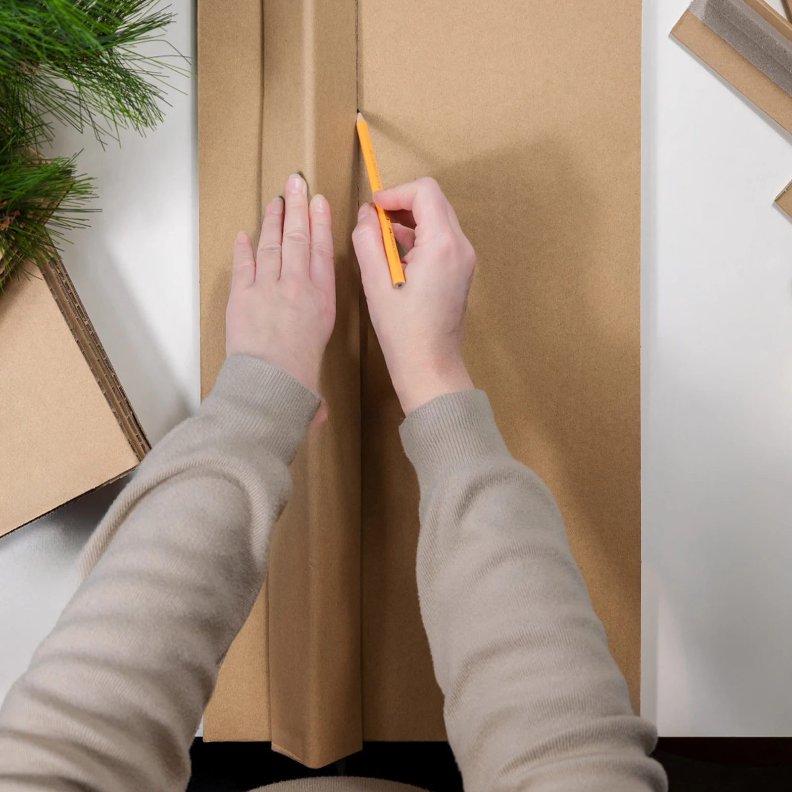 1 Roll Corrugated Cardboard Roll Single Face Corrugated Craft Decoration DIY Craft For Packing Shipping Storage