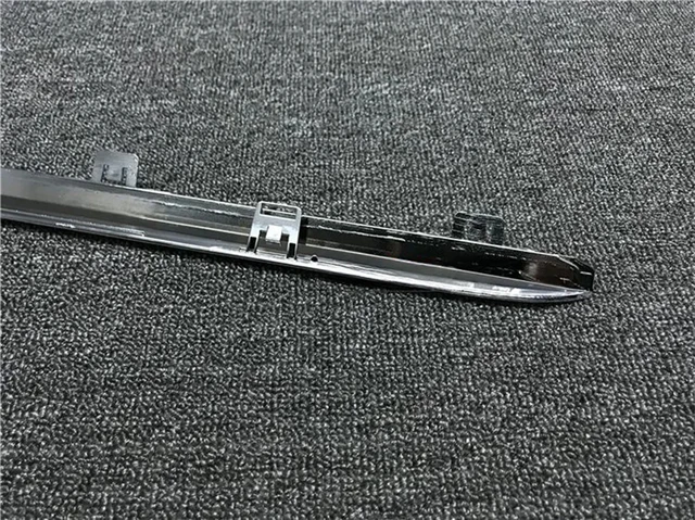 A2136980162 A2136980262 A2136980562 A2136980662 Car Side Skirts 