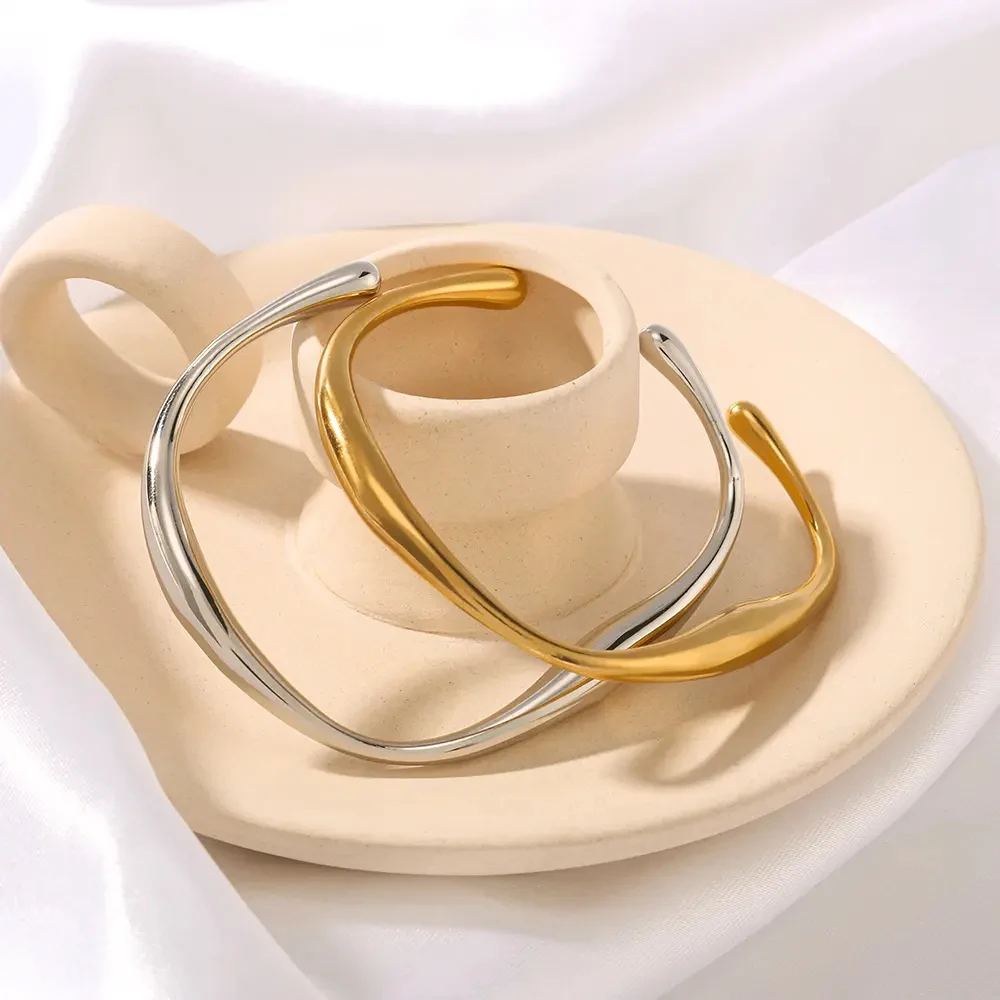 eManco Teardrop Twisted Cuff Bangles Bracelets for Women Adjustable 14K Gold Plated Chunky Open Cuff Bracelet Minimalist Party 6
