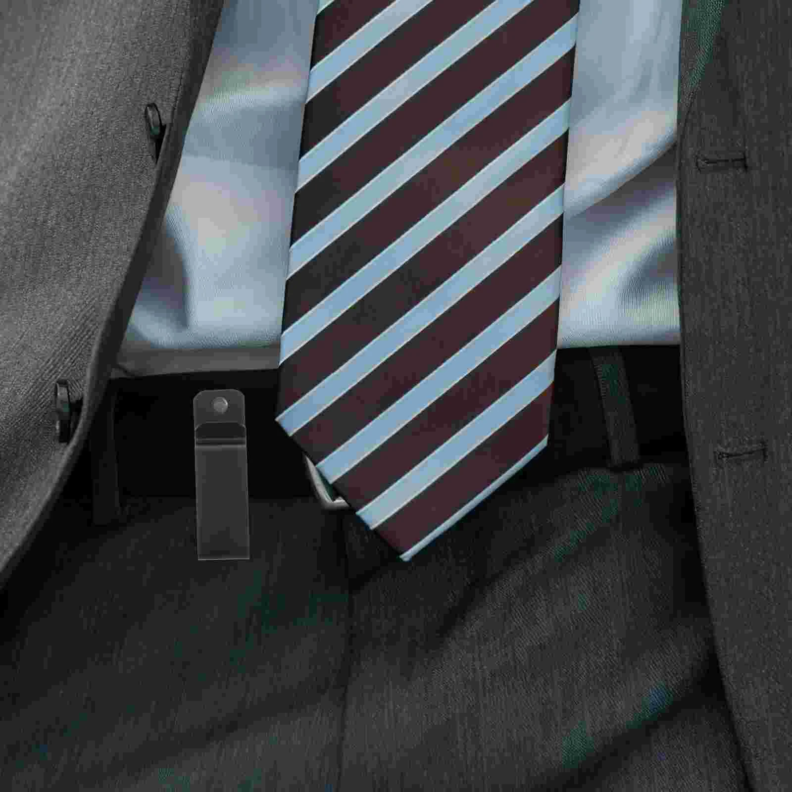 Рисунок 2 - Зажим для фонарика с крючком для сумки