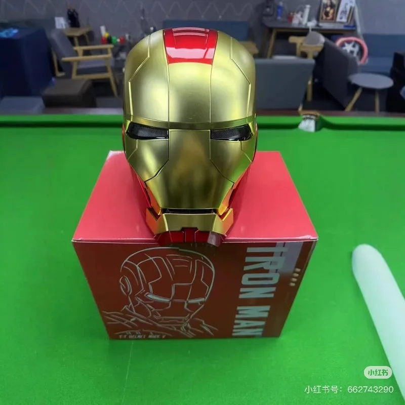 アベンジャーズ 1/1 アイアンマン Mk5 ヘルメットウェアラブルで変形