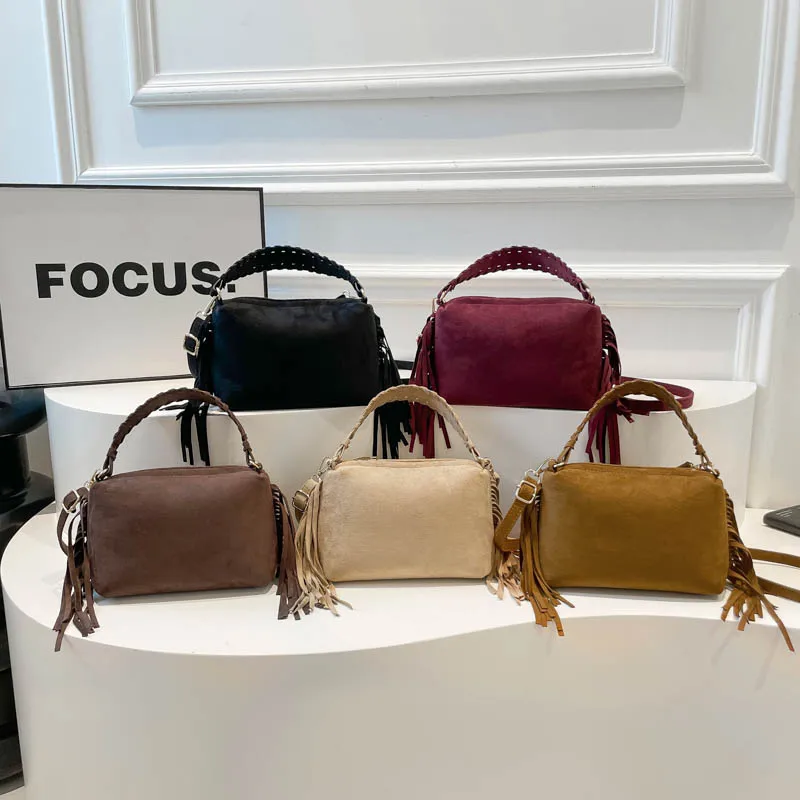 PU Leather Tassel Shoulder Bag Vintage Tote Bag Large Crossbody Bag for Women Work Shopping Travel