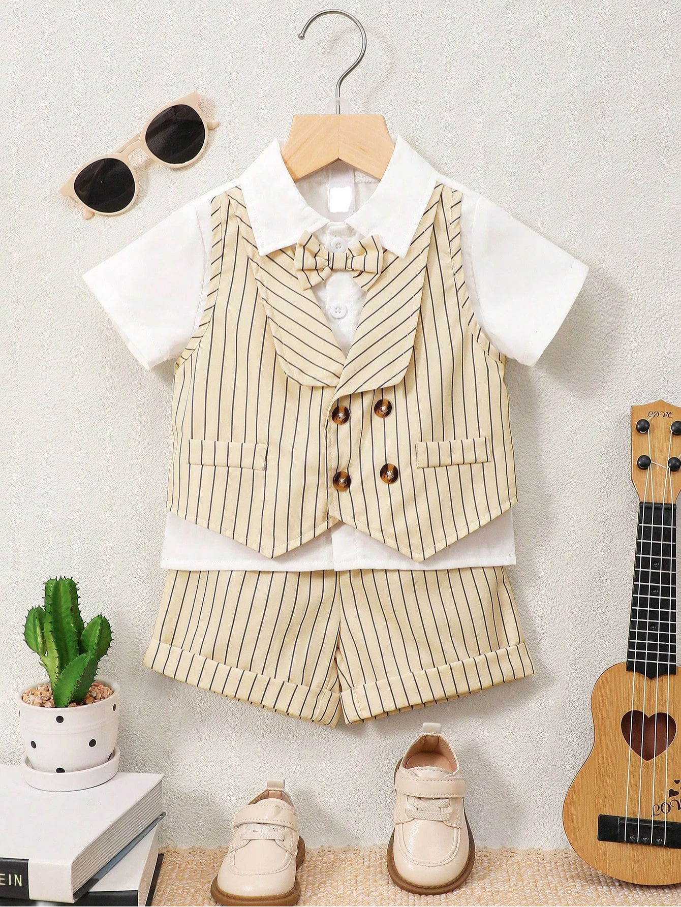  남자 여름 드레스 세트 (반팔, 흰색 셔츠, 스트라이프 조끼 반바지, 3피스 넥..