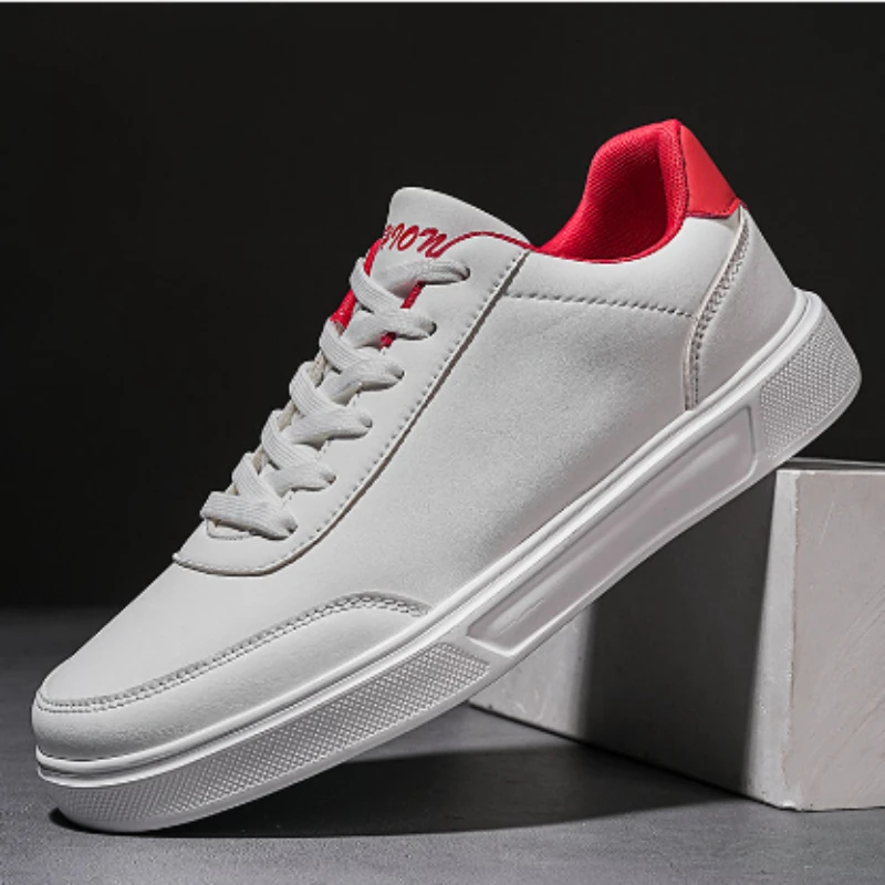

Plus size casual sports skateboard shoes, white shoes, men's casual sports leather shoes, student running