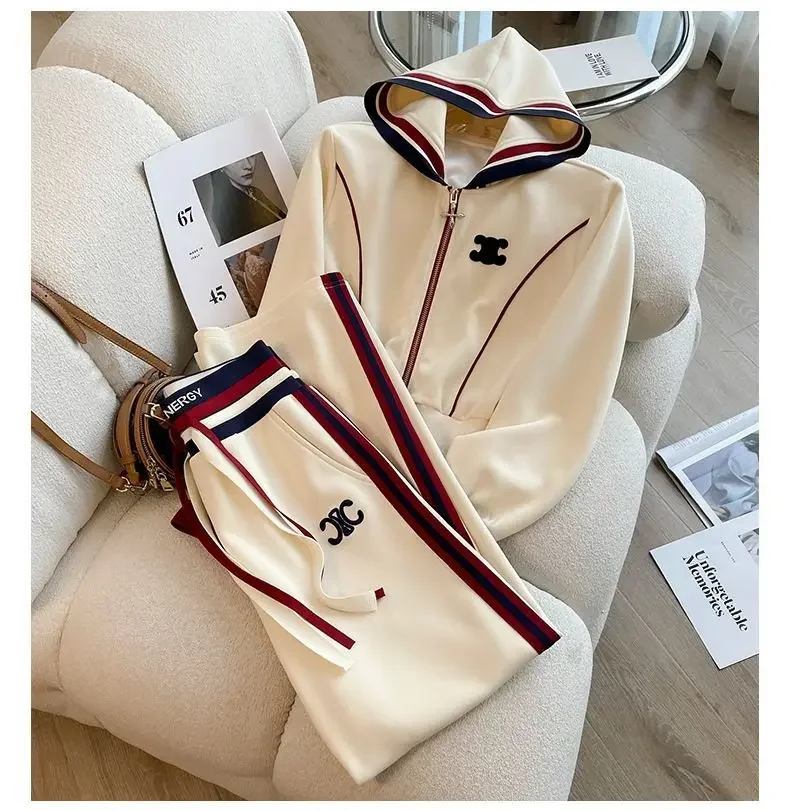 High Quality Golf Suits Women Golf Wear 2025 Spring New Two Piece Set Fashion Hooded Coat + Sports Pants Women Golf Clothes 4