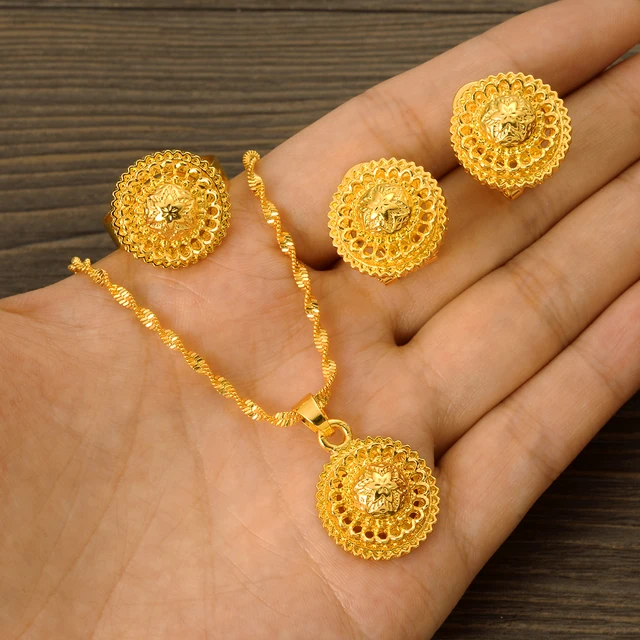 Rubans Elegant Golden AD Necklace Set