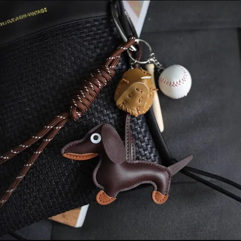 Lederen teckel tas hanger sleutelhanger, schattige teckel sleutelhanger tas charme sleutelhanger schattige puppy hond hanger sleutelhanger accessoire, 14cm, PU-leer