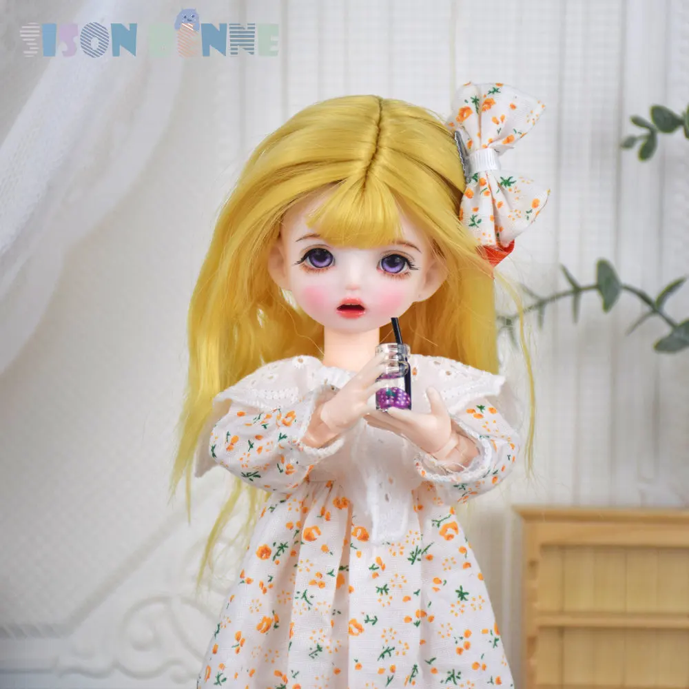 

SISON BENNE 1/6 BJD Doll Moveable Joints Girl Body with Dress Headband Wigs Makeup Full Set Toy