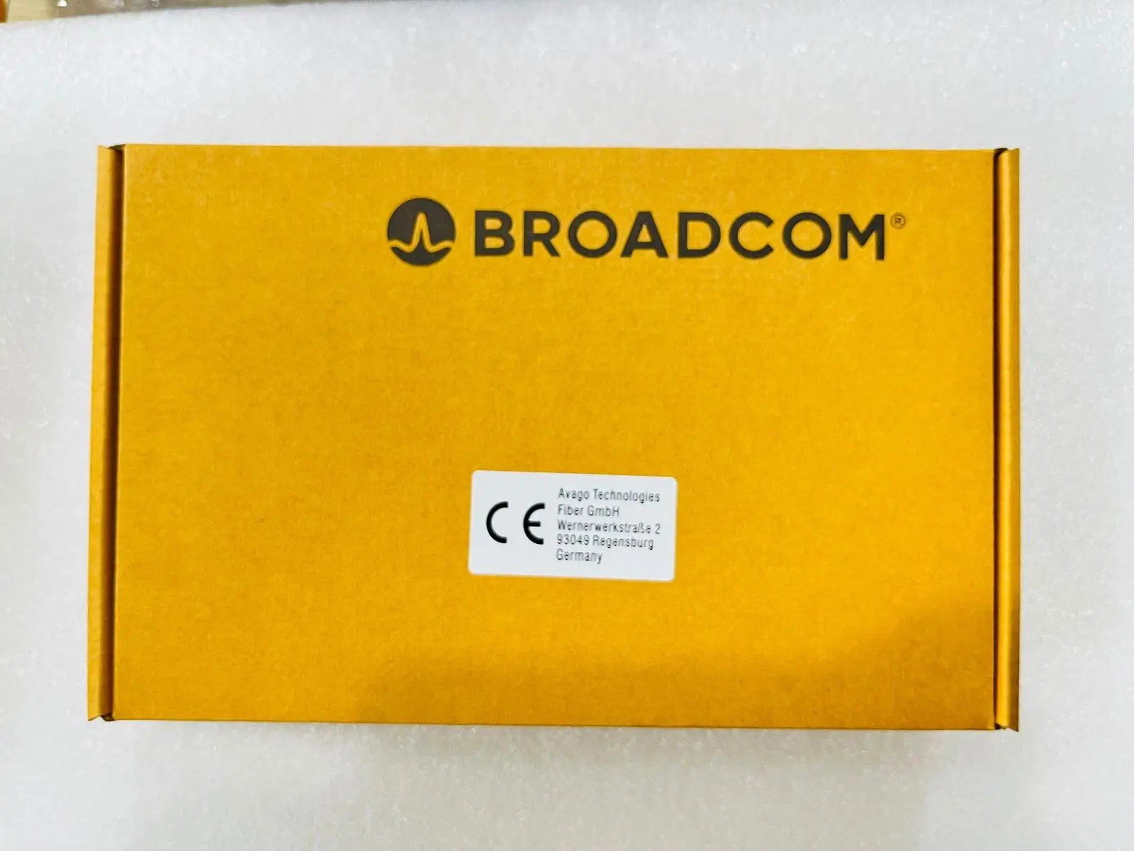 BROADCOM LSI MegaRAID 9560-16i 05-50077-00 SAS3916 8GB PCIe 4.0 NVME TRI-MODE