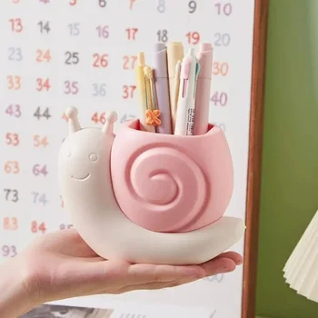 Snail Desk Pen Holder 1